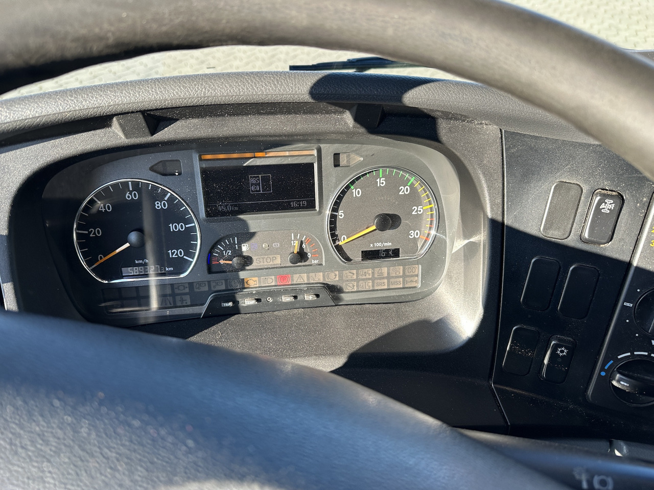 Mercedes-Benz Atego 1529 4x2  Atlas 57.3-A2   Kadaverkipper - Kraanwagen, Kipper vrachtwagen: afbeelding 5 Mercedes-Benz Atego 1529 4x2  Atlas 57.3-A2   Kadaverkipper - Kraanwagen, Kipper vrachtwagen: afbeelding 5