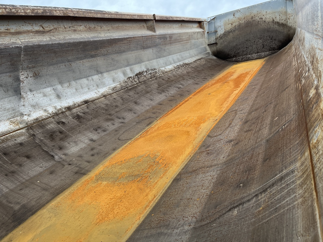 Schwarzmüller SK Kippauflieger Stahlmulde Liftachse - Kipper oplegger: afbeelding 2 Schwarzmüller SK Kippauflieger Stahlmulde Liftachse - Kipper oplegger: afbeelding 2