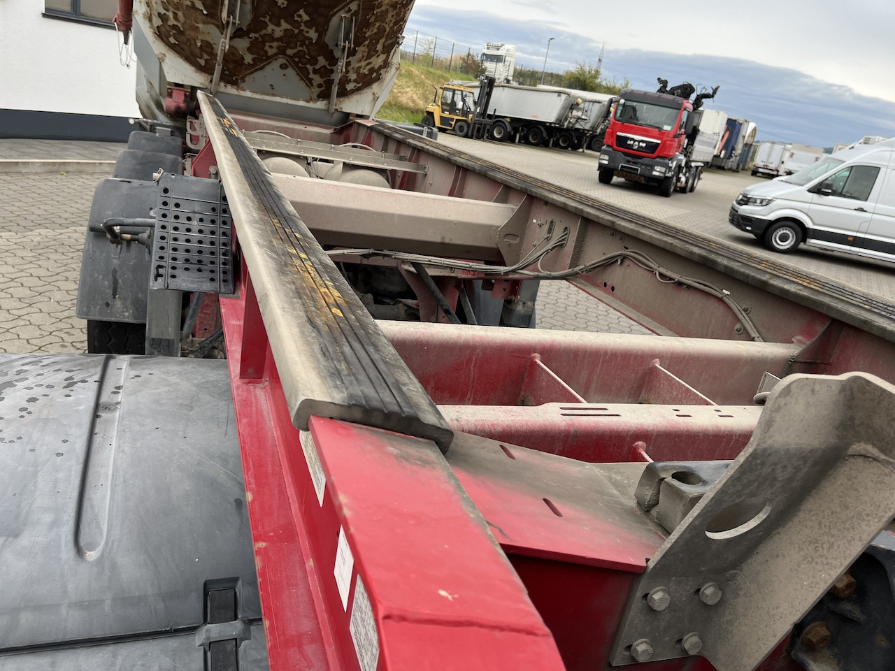 Schwarzmüller SK Kippauflieger Stahlmulde Liftachse - Kipper oplegger: afbeelding 3 Schwarzmüller SK Kippauflieger Stahlmulde Liftachse - Kipper oplegger: afbeelding 3