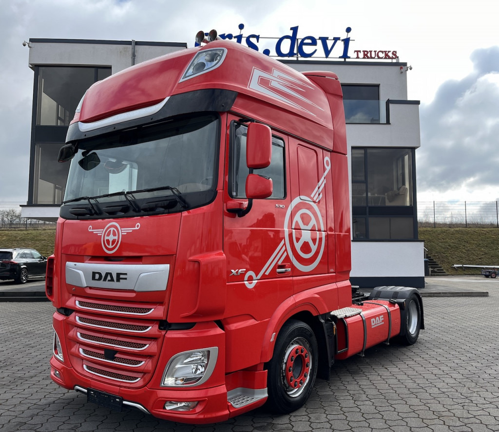 Daf XF 530 4x2 Low Liner Exclusive Line SZM - Trekker: afbeelding 1 Daf XF 530 4x2 Low Liner Exclusive Line SZM - Trekker: afbeelding 1