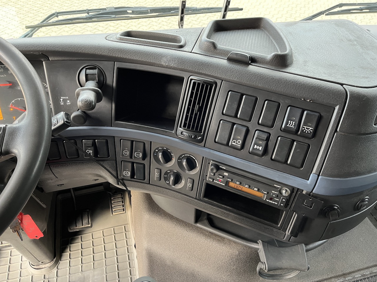 Volvo FH 520 6x2  Palfinger PK 12502 | AHK - Kraanwagen, Vrachtwagen met open laadbak: afbeelding 4 Volvo FH 520 6x2  Palfinger PK 12502 | AHK - Kraanwagen, Vrachtwagen met open laadbak: afbeelding 4