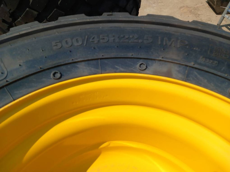 Barkley 500/45R22.5 - Banden en velgen voor Intern transport: afbeelding 4 Barkley 500/45R22.5 - Banden en velgen voor Intern transport: afbeelding 4