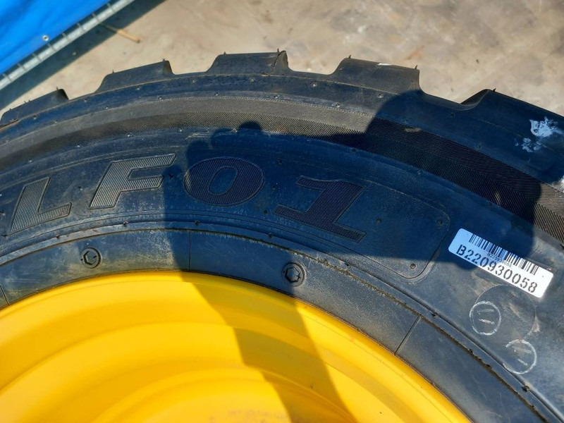 Barkley 500/45R22.5 - Banden en velgen voor Intern transport: afbeelding 5 Barkley 500/45R22.5 - Banden en velgen voor Intern transport: afbeelding 5