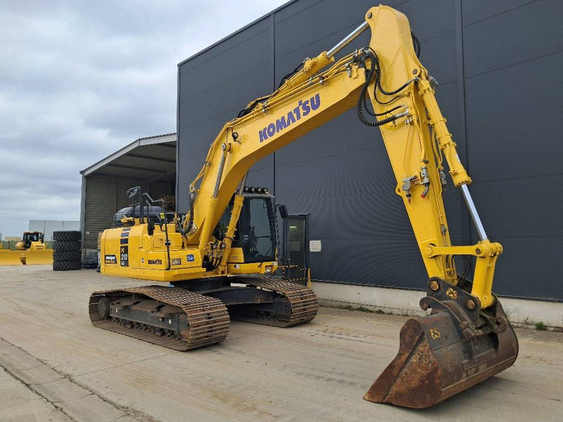 Komatsu PC210LCI-11 - Rupsgraafmachine: afbeelding 1 Komatsu PC210LCI-11 - Rupsgraafmachine: afbeelding 1