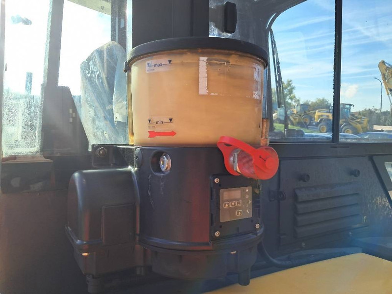 Komatsu PC50MR-2 - Minigraafmachine: afbeelding 2 Komatsu PC50MR-2 - Minigraafmachine: afbeelding 2