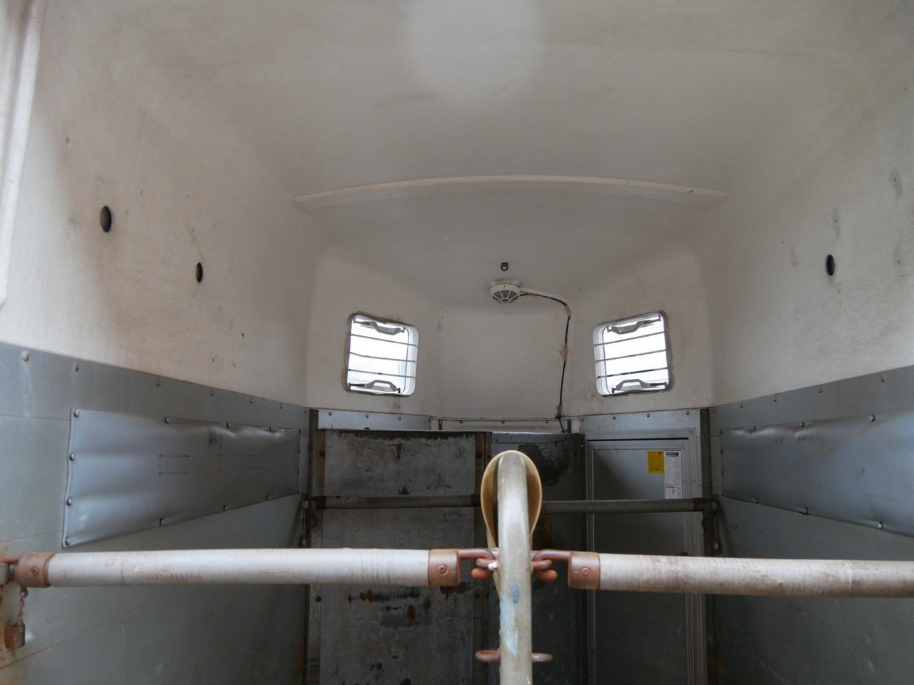 Veewagen aanhangwagen Böckmann Alu 2 Pferde mit Sattelkammer: afbeelding 8