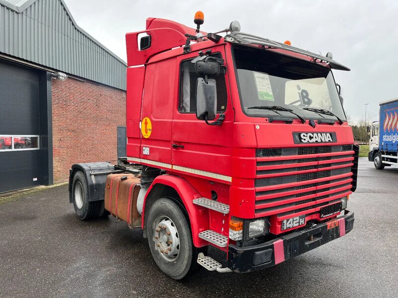 Scania R142-V8 - Spring/Spring - NO rust - 40.968 - Trekker: afbeelding 2 Scania R142-V8 - Spring/Spring - NO rust - 40.968 - Trekker: afbeelding 2