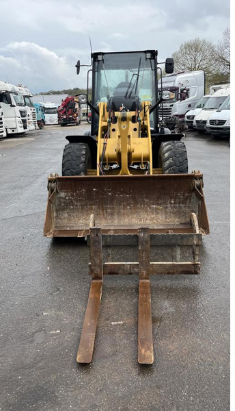 Caterpillar 908 M Klappschaufel+Pal.gabel Schnellwechsl. 908 M 4x4 Klappschaufel+Pal.gabel Schnellwechsl. - Wiellader: afbeelding 4 Caterpillar 908 M Klappschaufel+Pal.gabel Schnellwechsl. 908 M 4x4 Klappschaufel+Pal.gabel Schnellwechsl. - Wiellader: afbeelding 4