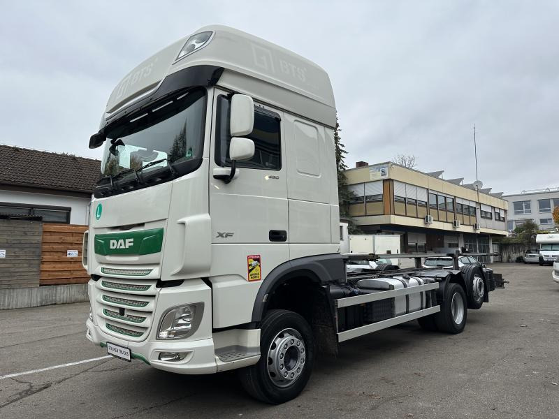 Containertransporter/ Wissellaadbak vrachtwagen DAF 2 x XF 106 450 SSC 6X2 Jumbo Multiwechsl VANTEC: afbeelding 12