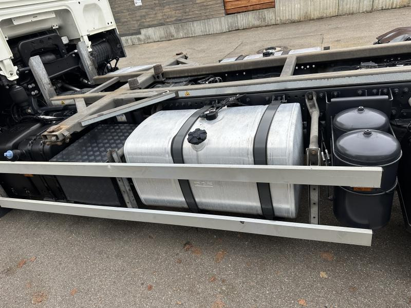 Containertransporter/ Wissellaadbak vrachtwagen DAF 2 x XF 106 450 SSC 6X2 Jumbo Multiwechsl VANTEC: afbeelding 15