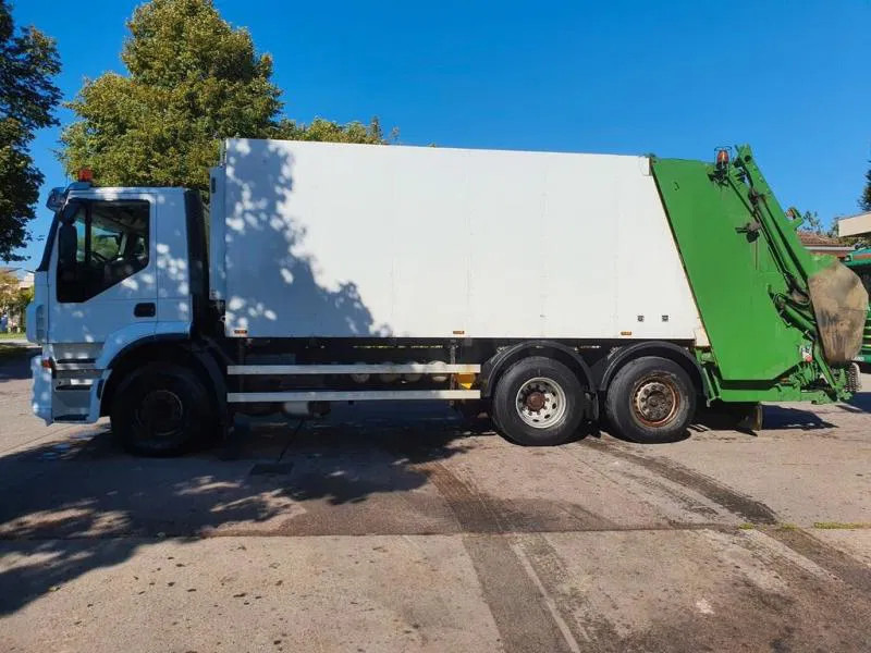 Iveco 260S 42 WAAGE 5 m³ Zöller Medium XXL 24 Umleerer 260S 42 WAAGE 5 m³ Zöller Medium XXL 24 Umleerer - Vuilniswagen: afbeelding 4 Iveco 260S 42 WAAGE 5 m³ Zöller Medium XXL 24 Umleerer 260S 42 WAAGE 5 m³ Zöller Medium XXL 24 Umleerer - Vuilniswagen: afbeelding 4
