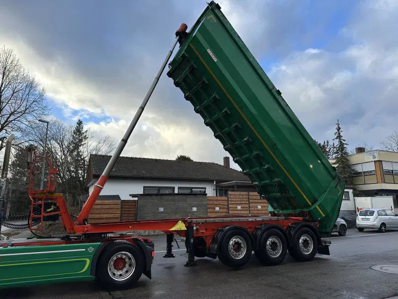 Kempf SKM 35/3 Hardox 31 m³ Lift ALCOA SKM 35/3 Hardox 31 m³ Lift ALCOA - Kipper oplegger: afbeelding 3 Kempf SKM 35/3 Hardox 31 m³ Lift ALCOA SKM 35/3 Hardox 31 m³ Lift ALCOA - Kipper oplegger: afbeelding 3