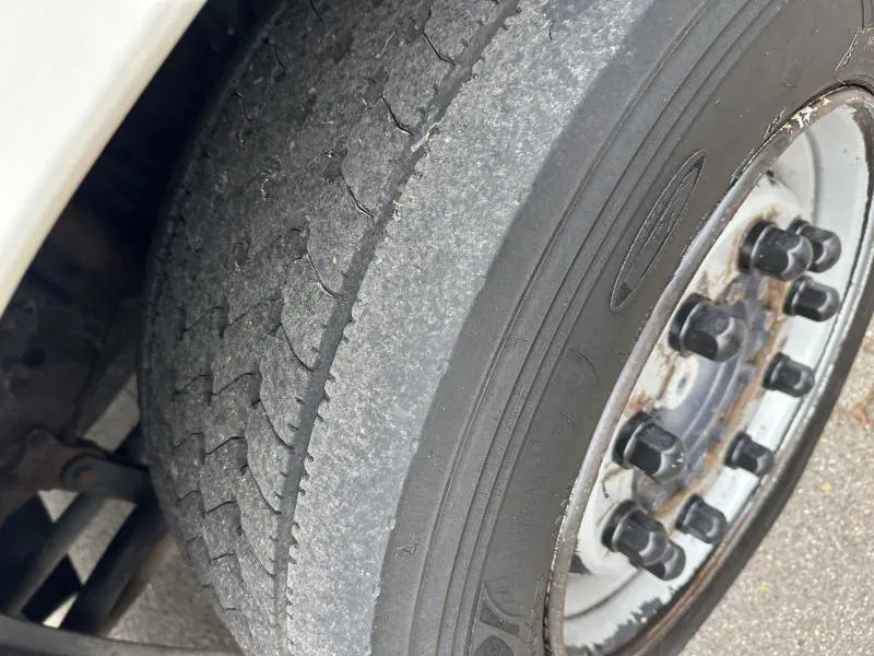 Trekker Scania R420 MEGA 4x2 Topline Intarder TÜV neu! E5: afbeelding 15 Trekker Scania R420 MEGA 4x2 Topline Intarder TÜV neu! E5: afbeelding 15