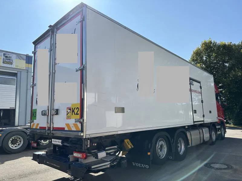 Volvo FH 16 550XL*8x2*Tief Kühlkoffer*ThermoKing*LBW - Koelwagen vrachtwagen: afbeelding 5 Volvo FH 16 550XL*8x2*Tief Kühlkoffer*ThermoKing*LBW - Koelwagen vrachtwagen: afbeelding 5