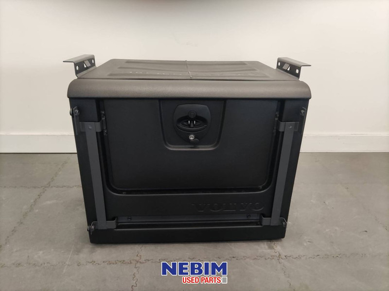 Volvo Volvo - 21353653 - Volvo gereedschapskist - Onderdelen voor Vrachtwagen: afbeelding 2 Volvo Volvo - 21353653 - Volvo gereedschapskist - Onderdelen voor Vrachtwagen: afbeelding 2