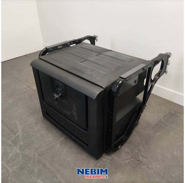 Volvo Volvo - 21353653 - Volvo gereedschapskist - Onderdelen voor Vrachtwagen: afbeelding 2 Volvo Volvo - 21353653 - Volvo gereedschapskist - Onderdelen voor Vrachtwagen: afbeelding 2