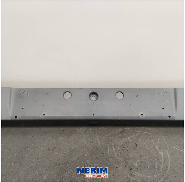 Volvo Volvo - 22249883 - Bumper midden FH4B - Onderdelen voor Vrachtwagen: afbeelding 2 Volvo Volvo - 22249883 - Bumper midden FH4B - Onderdelen voor Vrachtwagen: afbeelding 2