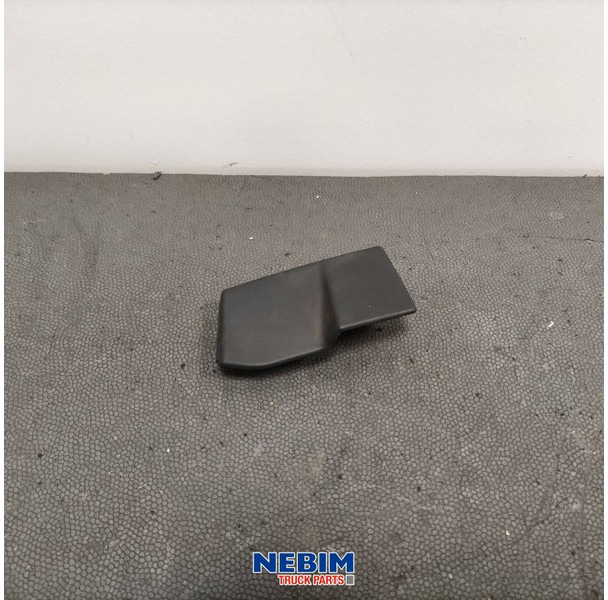 Volvo Volvo - 82453926 - Inzetstuk rechts - Onderdelen voor Vrachtwagen: afbeelding 1 Volvo Volvo - 82453926 - Inzetstuk rechts - Onderdelen voor Vrachtwagen: afbeelding 1