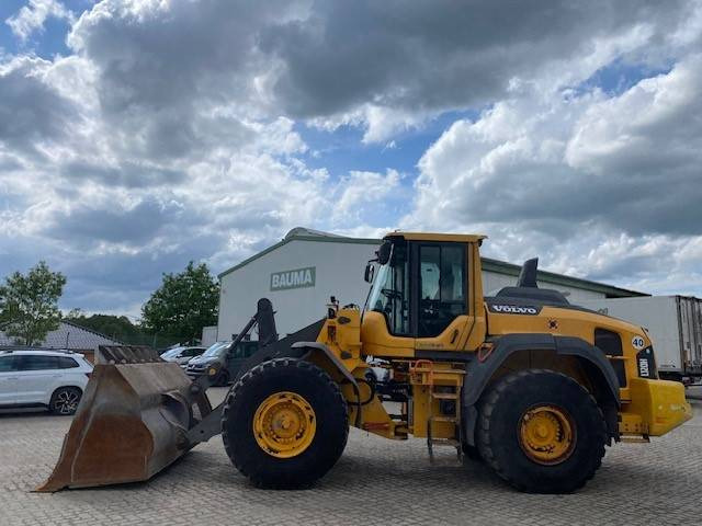 Volvo L 120 H MIETE / RENTAL (12001931) - Wiellader: afbeelding 1 Volvo L 120 H MIETE / RENTAL (12001931) - Wiellader: afbeelding 1