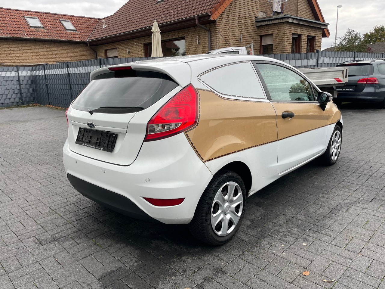 Ford Fiesta 1.25i  Van - Kleine bestelwagen: afbeelding 2 Ford Fiesta 1.25i  Van - Kleine bestelwagen: afbeelding 2
