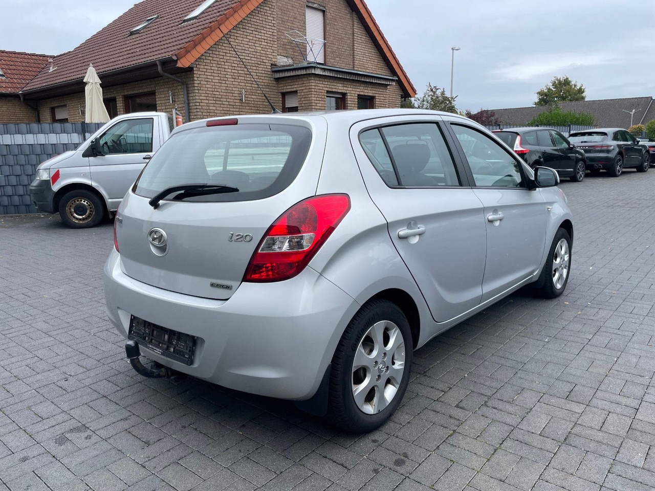 Hyundai i20 Klima - Sedan: afbeelding 2 Hyundai i20 Klima - Sedan: afbeelding 2