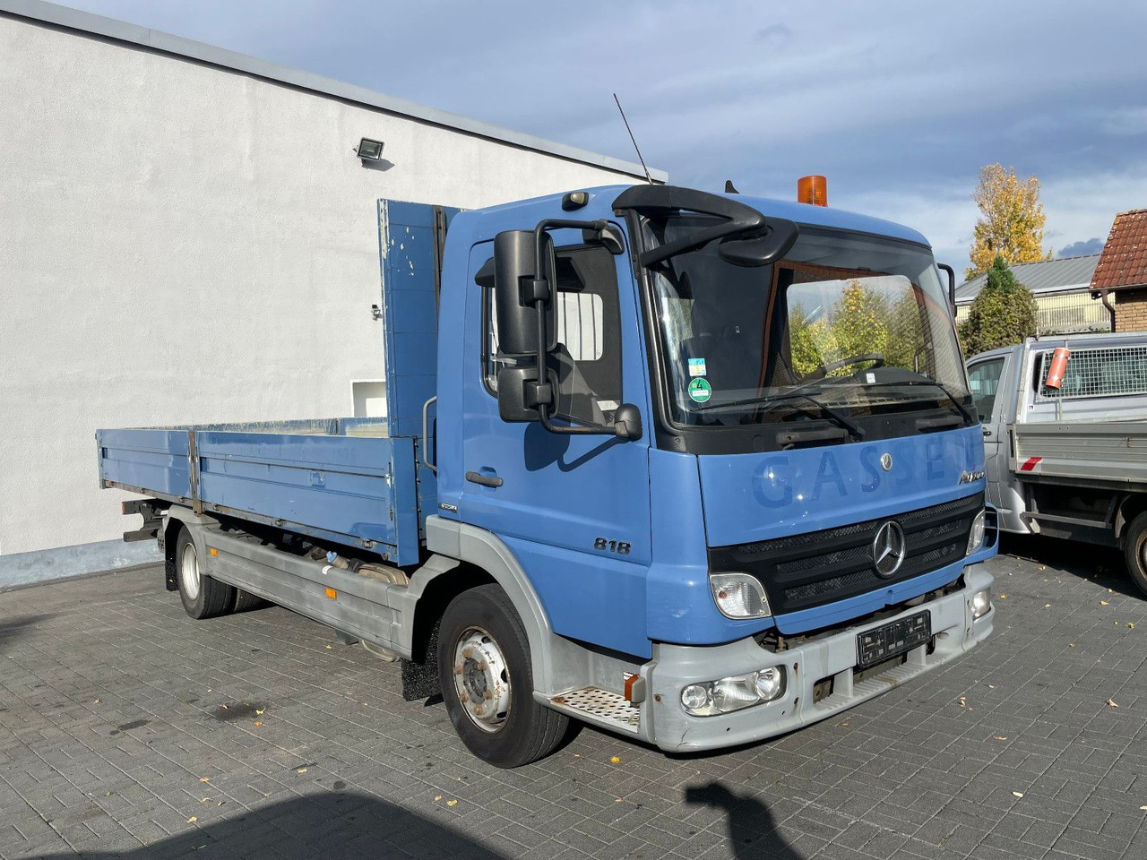 Mercedes-Benz Atego 818 Pritsche Euro 5 - Bestelwagen met open laadbak: afbeelding 1 Mercedes-Benz Atego 818 Pritsche Euro 5 - Bestelwagen met open laadbak: afbeelding 1