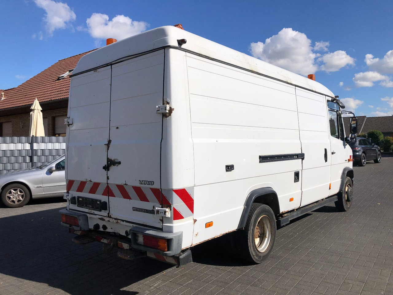 Mercedes-Benz Vario 816 - Gesloten bestelwagen: afbeelding 2 Mercedes-Benz Vario 816 - Gesloten bestelwagen: afbeelding 2