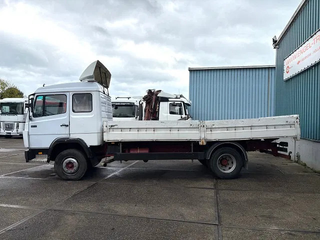 Mercedes-Benz 1117 K 6-CILINDER SLEEPERCAB (8 WHEEL NUTS / FULL STEEL SUSPENSION / MANUAL GEARBOX) - Vrachtwagen met open laadbak: afbeelding 5 Mercedes-Benz 1117 K 6-CILINDER SLEEPERCAB (8 WHEEL NUTS / FULL STEEL SUSPENSION / MANUAL GEARBOX) - Vrachtwagen met open laadbak: afbeelding 5