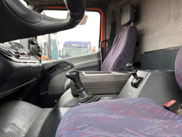 Chassis vrachtwagen Mercedes-Benz Atego 823L DAY CAB (6-CILINDER) 4x2 CHASSIS (MANUAL GEARBOX / SPER DIFFERENTIAL / 6-CILINDER ENGINE): afbeelding 8
