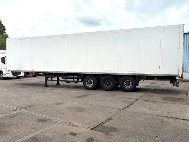 Schmitz Cargobull SKO 24 DOUBLE STOCK CLOSED BOX (BPW-AXLES / DRUM BRAKS / ABS-EBS BRAKES) - Gesloten oplegger: afbeelding 5 Schmitz Cargobull SKO 24 DOUBLE STOCK CLOSED BOX (BPW-AXLES / DRUM BRAKS / ABS-EBS BRAKES) - Gesloten oplegger: afbeelding 5