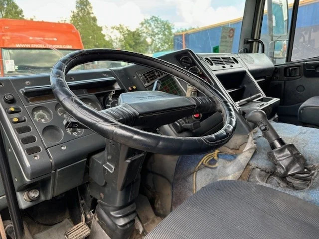 Trekker DAF 85.400 ATI SLEEPERCAB (EURO 2 / ZF16 MANUAL GEARBOX / ZF-INTARDER): afbeelding 7