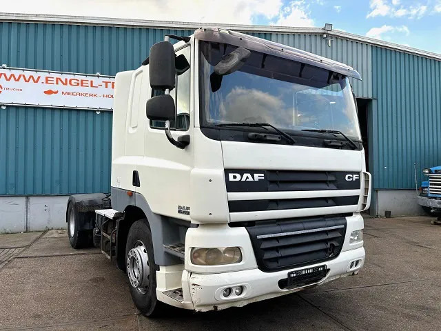 DAF CF 85.410 4x2 SLEEPERCAB (ZF16 MANUAL GEARBOX / EURO 5 / AIRCONDITIONING) - Trekker: afbeelding 2 DAF CF 85.410 4x2 SLEEPERCAB (ZF16 MANUAL GEARBOX / EURO 5 / AIRCONDITIONING) - Trekker: afbeelding 2