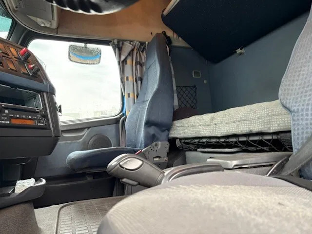 Leasing Volvo FH 400 GLOBETROTTER (VIN: 7B446149 / I-SHIFT / ADR-VLG / AIRCONDITIONING / COMPLETE SPOILERSET ON CABIN) Volvo FH 400 GLOBETROTTER (VIN: 7B446149 / I-SHIFT / ADR-VLG / AIRCONDITIONING / COMPLETE SPOILERSET ON CABIN): afbeelding 11