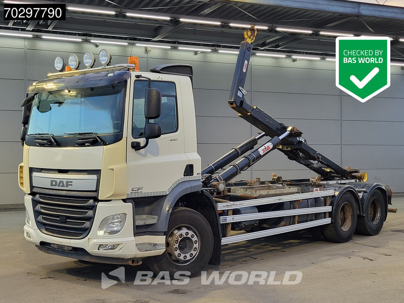 DAF CF 440 6X2 HYVA 22-60-S Hooklift Lift Axle Automatic ACC Euro 6 - Haakarmsysteem vrachtwagen: afbeelding 1 DAF CF 440 6X2 HYVA 22-60-S Hooklift Lift Axle Automatic ACC Euro 6 - Haakarmsysteem vrachtwagen: afbeelding 1