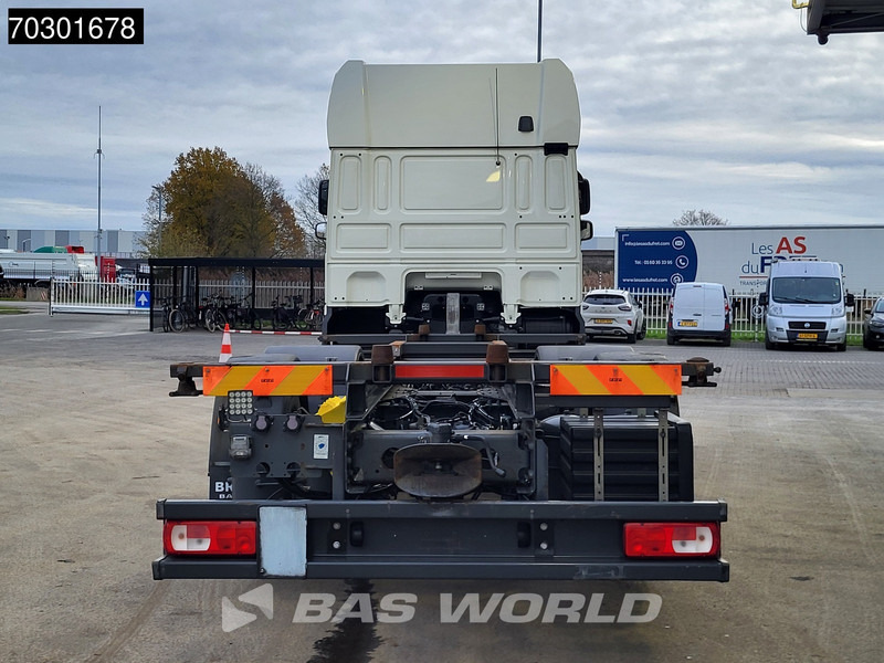 DAF XF 480 6X2 FAN Retarder Lift+Steering Axle Full Air Euro 6 - Containertransporter/ Wissellaadbak vrachtwagen: afbeelding 3 DAF XF 480 6X2 FAN Retarder Lift+Steering Axle Full Air Euro 6 - Containertransporter/ Wissellaadbak vrachtwagen: afbeelding 3