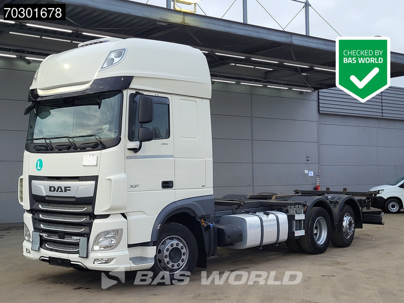 DAF XF 480 6X2 FAN Retarder Lift+Steering Axle Full Air Euro 6 - Containertransporter/ Wissellaadbak vrachtwagen: afbeelding 1 DAF XF 480 6X2 FAN Retarder Lift+Steering Axle Full Air Euro 6 - Containertransporter/ Wissellaadbak vrachtwagen: afbeelding 1