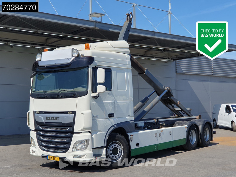 DAF XF 530 XF 6X2 NL-Truck VDL Hooklift Standklima Automatic ACC Euro 6 - Haakarmsysteem vrachtwagen: afbeelding 1 DAF XF 530 XF 6X2 NL-Truck VDL Hooklift Standklima Automatic ACC Euro 6 - Haakarmsysteem vrachtwagen: afbeelding 1