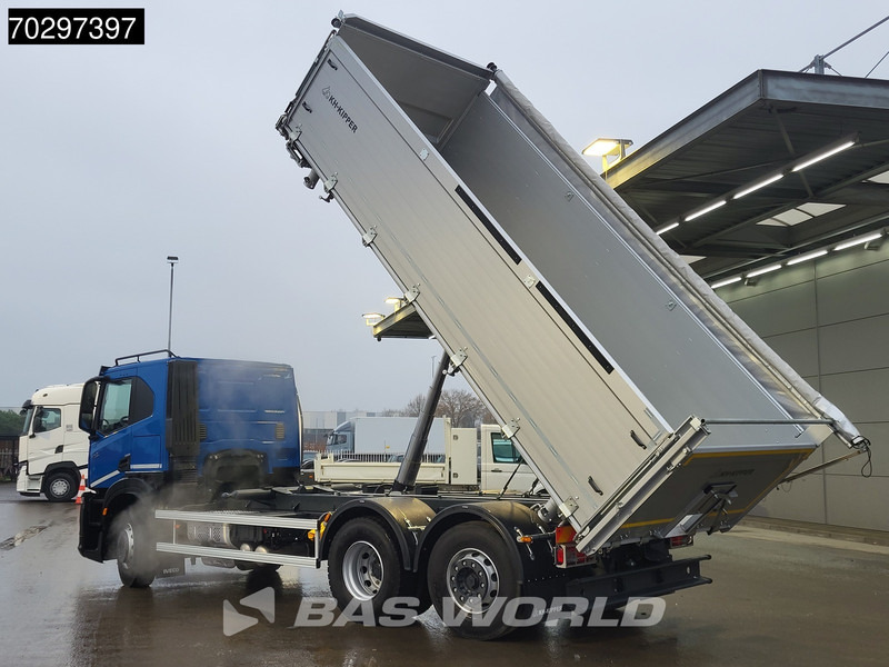 Iveco S-Way 420 6X2 NEW! 17m3 3-way KH kipper Lift+Steering axle Automatic Euro 6 - Kipper vrachtwagen: afbeelding 2 Iveco S-Way 420 6X2 NEW! 17m3 3-way KH kipper Lift+Steering axle Automatic Euro 6 - Kipper vrachtwagen: afbeelding 2