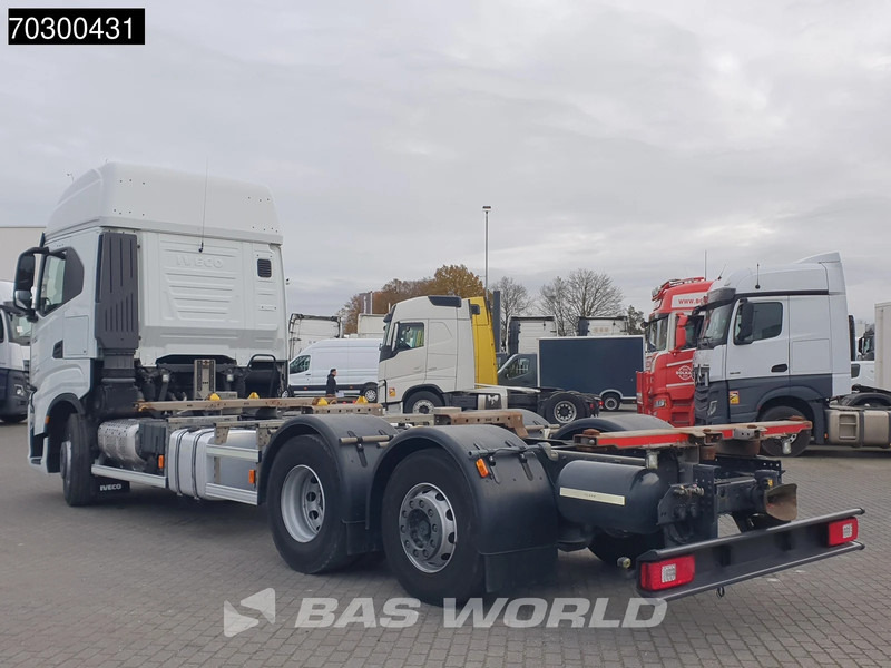 Iveco S-Way 510 6X2 Retarder Full Air Lift Axle BDF Euro 6 - Containertransporter/ Wissellaadbak vrachtwagen: afbeelding 2 Iveco S-Way 510 6X2 Retarder Full Air Lift Axle BDF Euro 6 - Containertransporter/ Wissellaadbak vrachtwagen: afbeelding 2