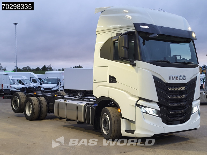 Iveco S-Way 530 6X2 NEW chassis! Retarder Standairco Lift+Steering-Axle Automatic LED ACC Euro 6 - Chassis vrachtwagen: afbeelding 3 Iveco S-Way 530 6X2 NEW chassis! Retarder Standairco Lift+Steering-Axle Automatic LED ACC Euro 6 - Chassis vrachtwagen: afbeelding 3