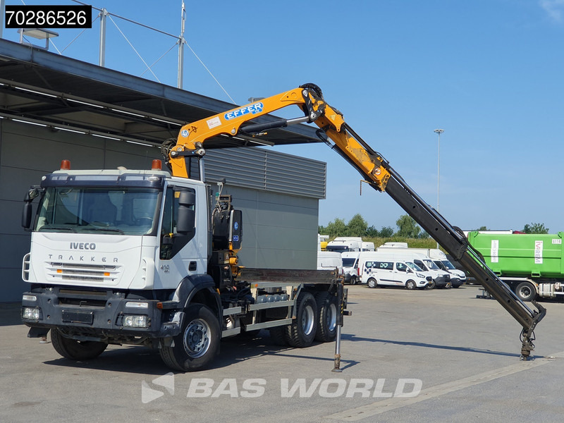 Iveco Trakker 410 6X4 Effer CRANE 175/2S Manual 20 Tonnes EEV - Haakarmsysteem vrachtwagen, Kraanwagen: afbeelding 5 Iveco Trakker 410 6X4 Effer CRANE 175/2S Manual 20 Tonnes EEV - Haakarmsysteem vrachtwagen, Kraanwagen: afbeelding 5
