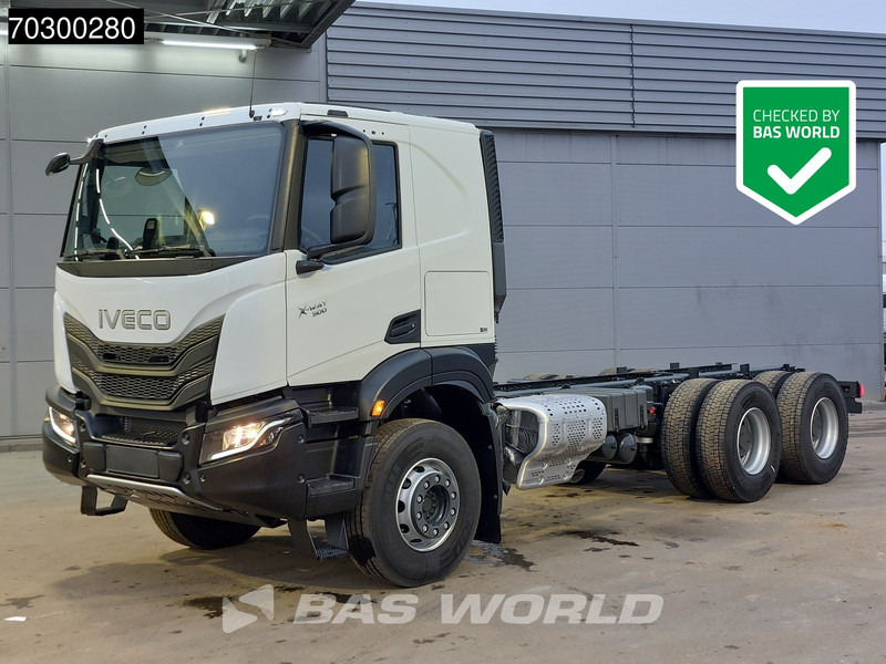 Iveco X-Way 500 X-Way 6X4 NEW 6x4 chassis Sleepercab Rear Air suspension Automatic Euro 6 - Chassis vrachtwagen: afbeelding 1 Iveco X-Way 500 X-Way 6X4 NEW 6x4 chassis Sleepercab Rear Air suspension Automatic Euro 6 - Chassis vrachtwagen: afbeelding 1