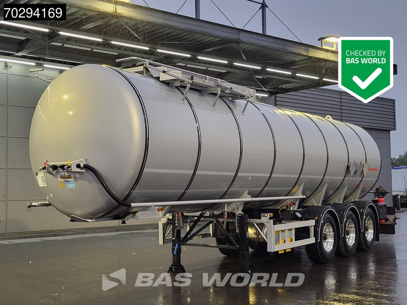 Kässbohrer STB 3 axles New! 32.000L Bitumen - Tankoplegger: afbeelding 1 Kässbohrer STB 3 axles New! 32.000L Bitumen - Tankoplegger: afbeelding 1