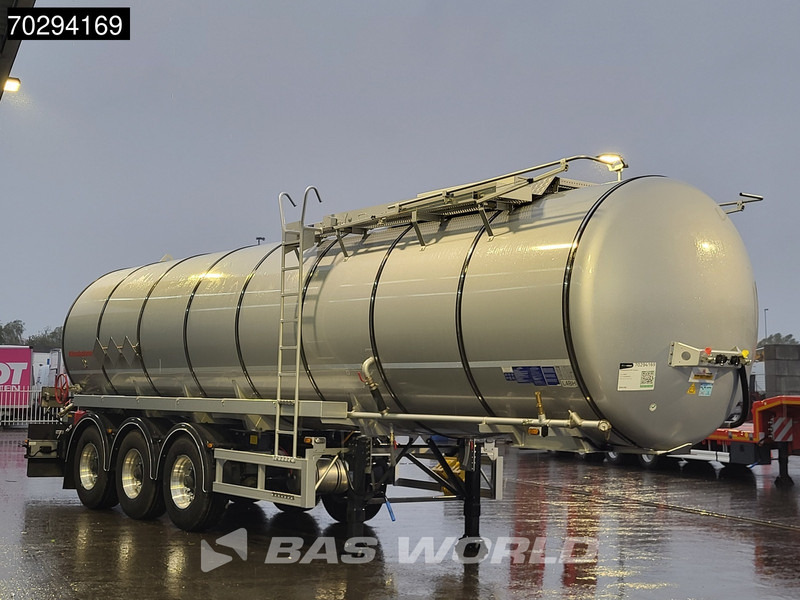 Kässbohrer STB 3 axles New! 32.000L Bitumen - Tankoplegger: afbeelding 3 Kässbohrer STB 3 axles New! 32.000L Bitumen - Tankoplegger: afbeelding 3