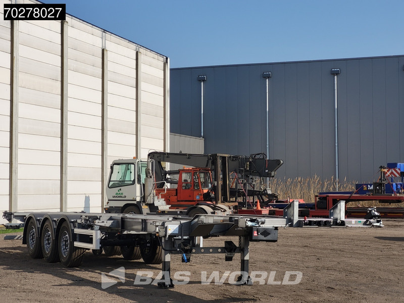 Lecitrailer SR3EC 3 axles UNUSED Liftachse Multi'45 - Containertransporter/ Wissellaadbak oplegger: afbeelding 3 Lecitrailer SR3EC 3 axles UNUSED Liftachse Multi'45 - Containertransporter/ Wissellaadbak oplegger: afbeelding 3