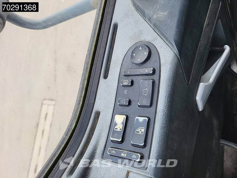 Kipper vrachtwagen MAN TGA 33.360 6X4 BROKEN ENGINE! 13m3 Meiller tipper Steel suspension Manual Euro 4: afbeelding 18 Kipper vrachtwagen MAN TGA 33.360 6X4 BROKEN ENGINE! 13m3 Meiller tipper Steel suspension Manual Euro 4: afbeelding 18