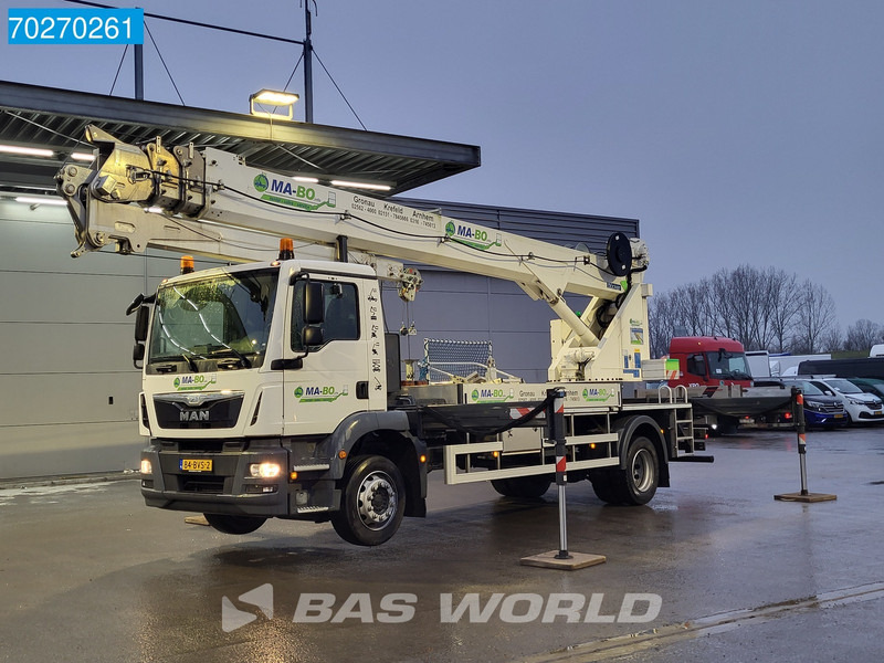 MAN TGM 18.250 4X2 44mtrs Böcker AK44/4000 Hubarbeitsbühne Manual Euro 6 - Kraanwagen: afbeelding 2 MAN TGM 18.250 4X2 44mtrs Böcker AK44/4000 Hubarbeitsbühne Manual Euro 6 - Kraanwagen: afbeelding 2