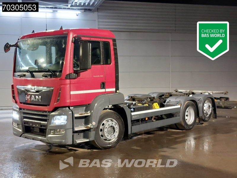 MAN TGS 26.320 TGS 6X2 BDF Lift+Steering Axle Automatic ADR Euro 6 - Containertransporter/ Wissellaadbak vrachtwagen: afbeelding 1 MAN TGS 26.320 TGS 6X2 BDF Lift+Steering Axle Automatic ADR Euro 6 - Containertransporter/ Wissellaadbak vrachtwagen: afbeelding 1