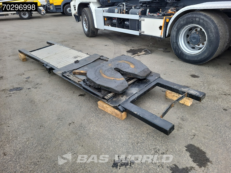 MAN TGS 33.440 6X4 25Ton AJK NHS25-5930 hooklift with 5th wheel Wechselsystem Manual Big-Axle Euro 5 - Haakarmsysteem vrachtwagen: afbeelding 5 MAN TGS 33.440 6X4 25Ton AJK NHS25-5930 hooklift with 5th wheel Wechselsystem Manual Big-Axle Euro 5 - Haakarmsysteem vrachtwagen: afbeelding 5