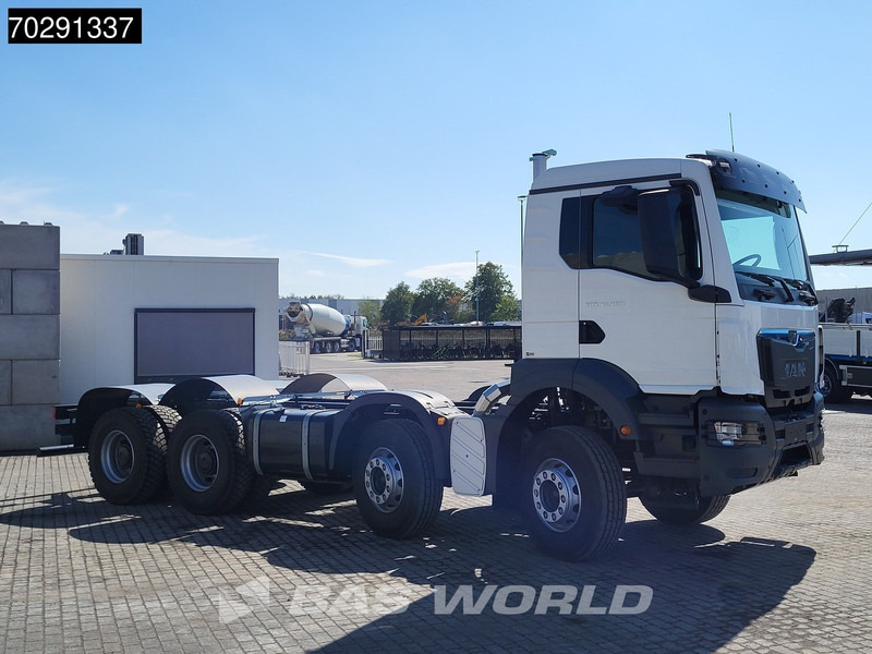 MAN TGS 41.400 8X4 New! Steelsuspension Big-Axle Manual Euro 2 - Chassis vrachtwagen: afbeelding 3 MAN TGS 41.400 8X4 New! Steelsuspension Big-Axle Manual Euro 2 - Chassis vrachtwagen: afbeelding 3